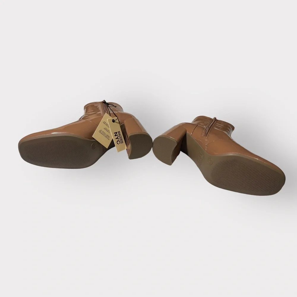 MADDEN NYC Heeled Booties - Picture 4 of 6